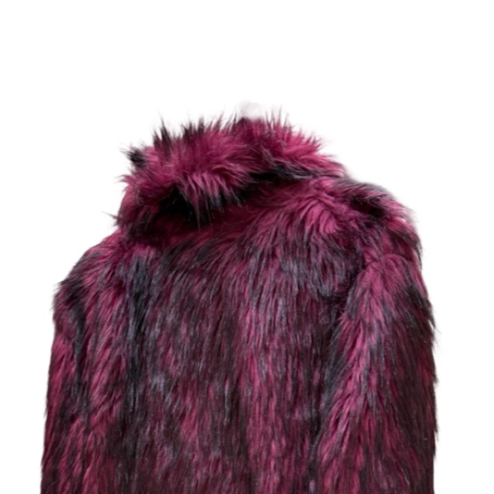 Dramatic Faux Fur Goth Jacket – M - Picture 11 of 17
